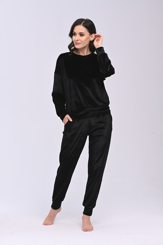 VELVET - welurowy komplet dresowy w kolorze czarnym 