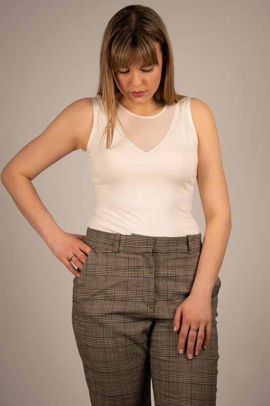 MARIAH - top z tiulowym detalem w kolorze ecru