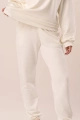 Długie spodnie dresowe w kolorze off-white